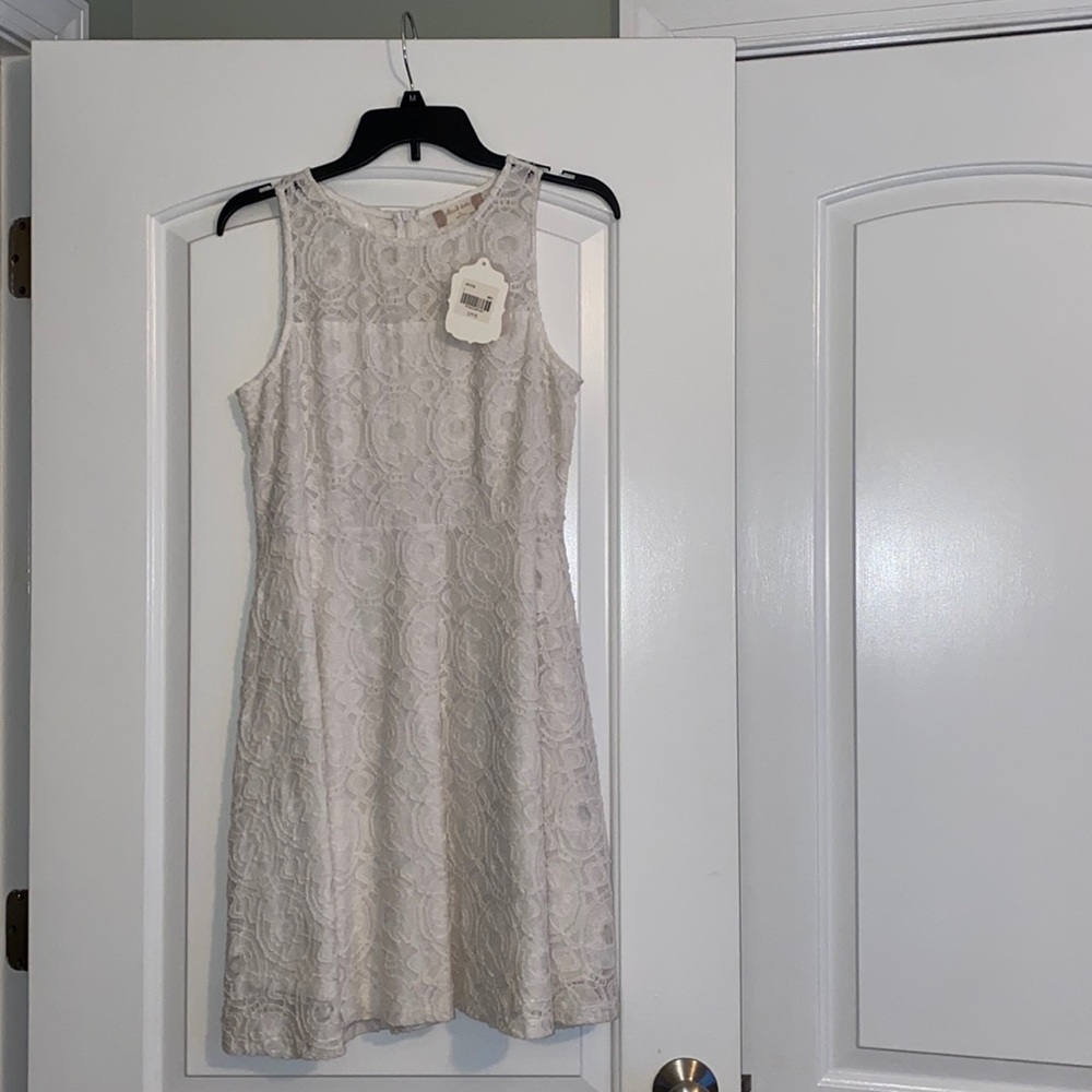 Women’s dress